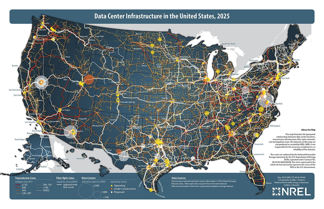 1280px-Data_center_infrastructure_in_the_United_States (1)